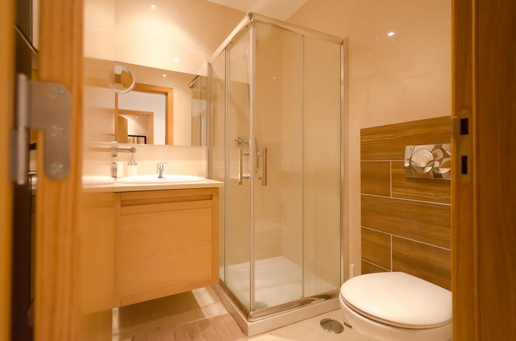 Modern 2 Bed Apartment 5Km Carvoeiro Lagoa  Kültér fotó